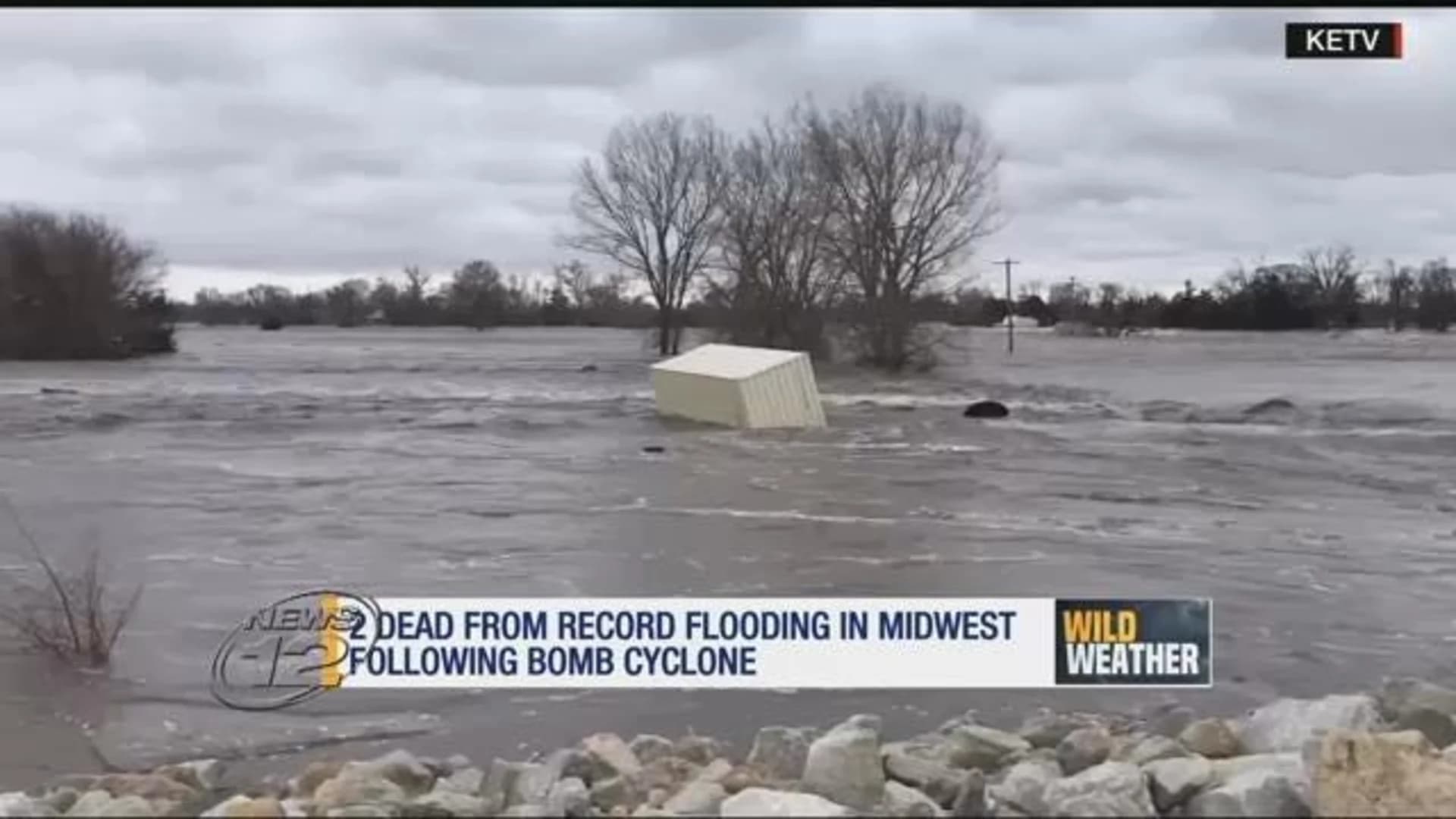 Midwest flooding forces evacuations, closing of road, river