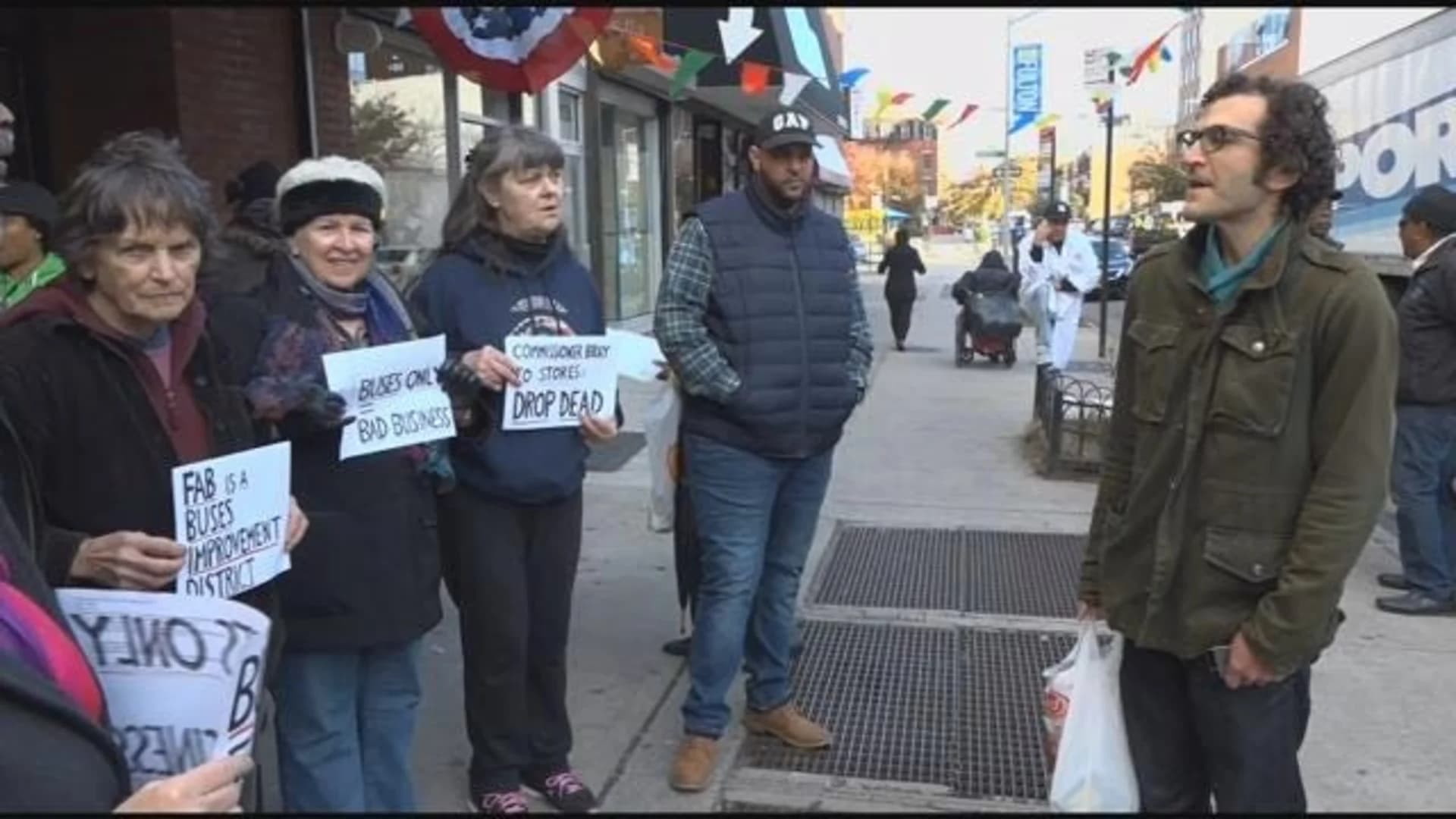Protesters: Bus only lanes to hurt small businesses