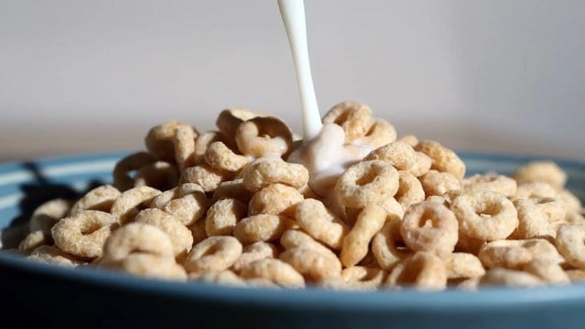 Study: Chemical linked to cancer found in certain breakfast cereals