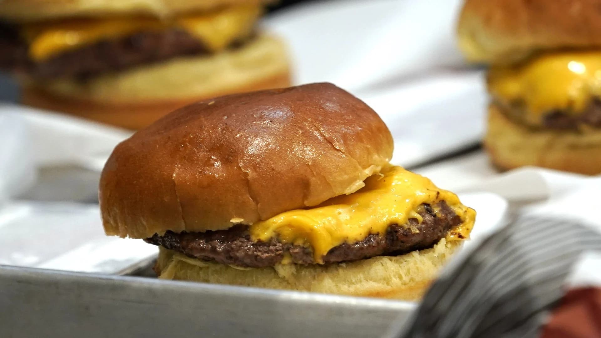 Score some delicious deals on National Cheeseburger Day