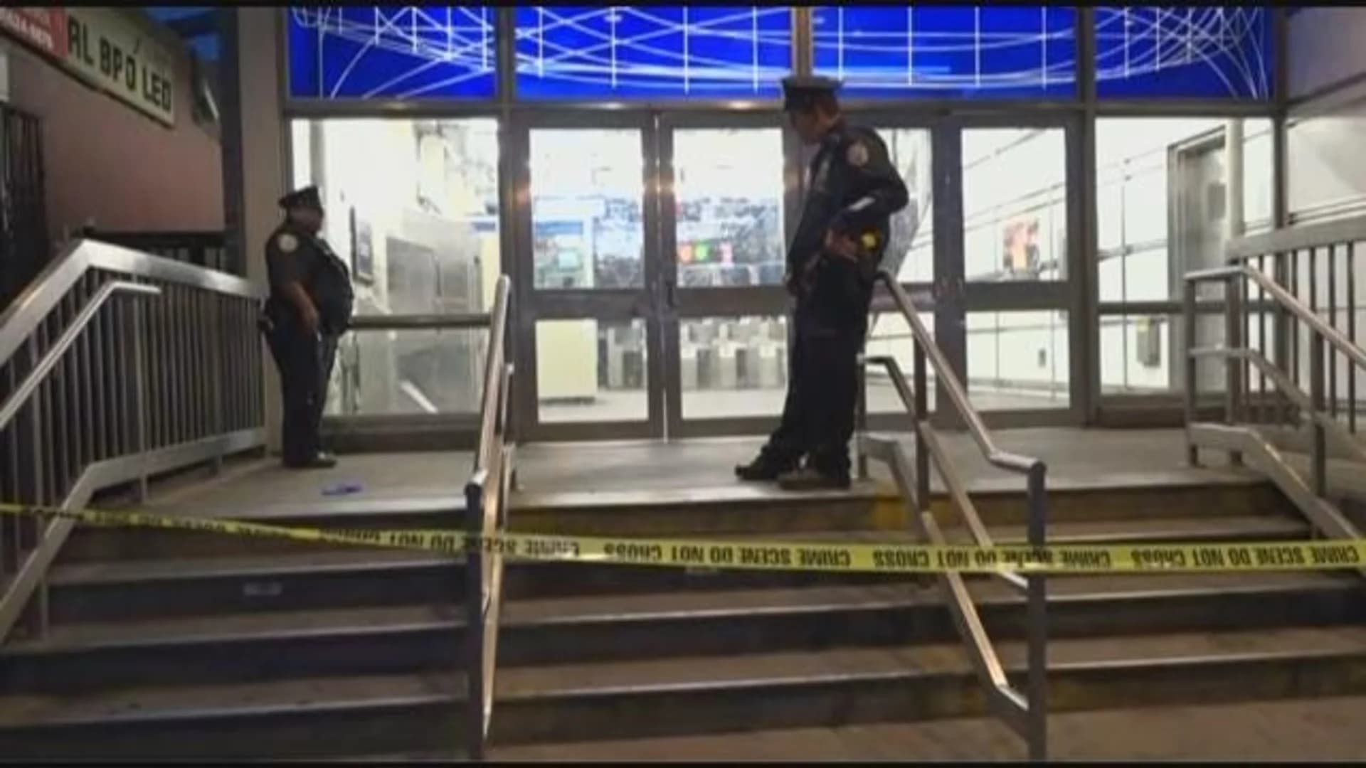 Man slashed across face and legs in subway station