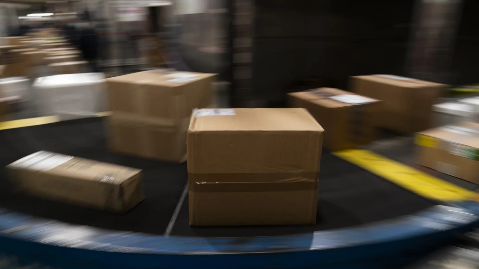 Carriers feeling cheery about on-time holiday deliveries