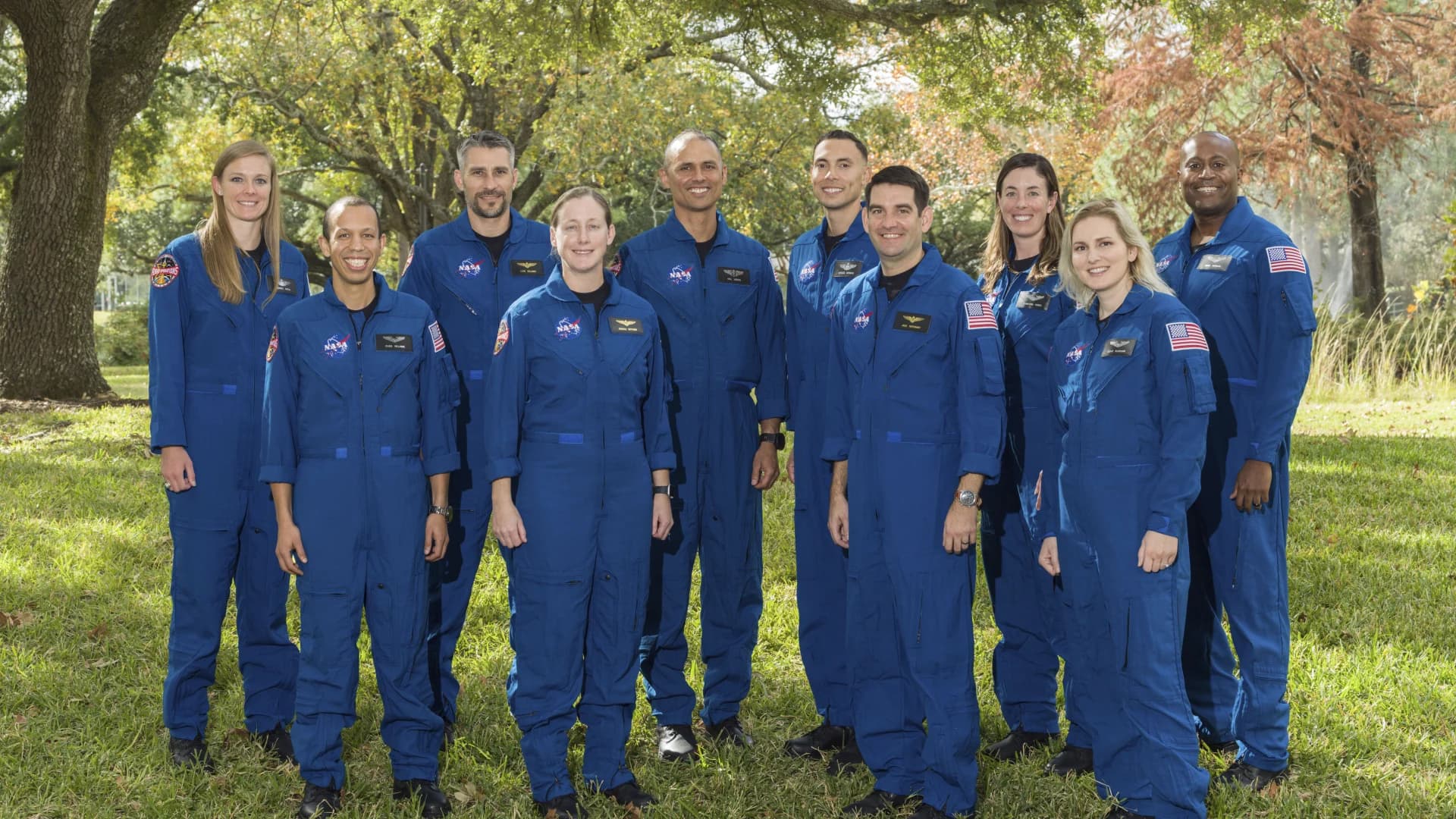 NASA’s 10 new astronauts: pilots, doctor, physicist, cyclist