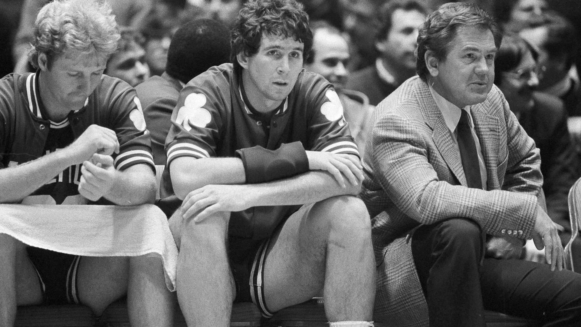 Hall of Fame coach Bill Fitch dies, led Celtics to '81 title