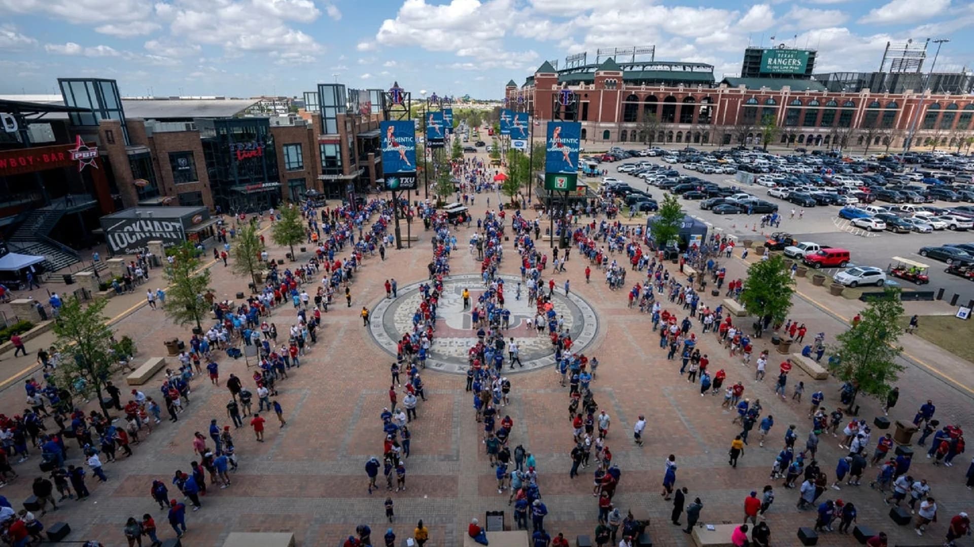 Texas Rangers fans accept 'calculated risk', fill stands for sellout game