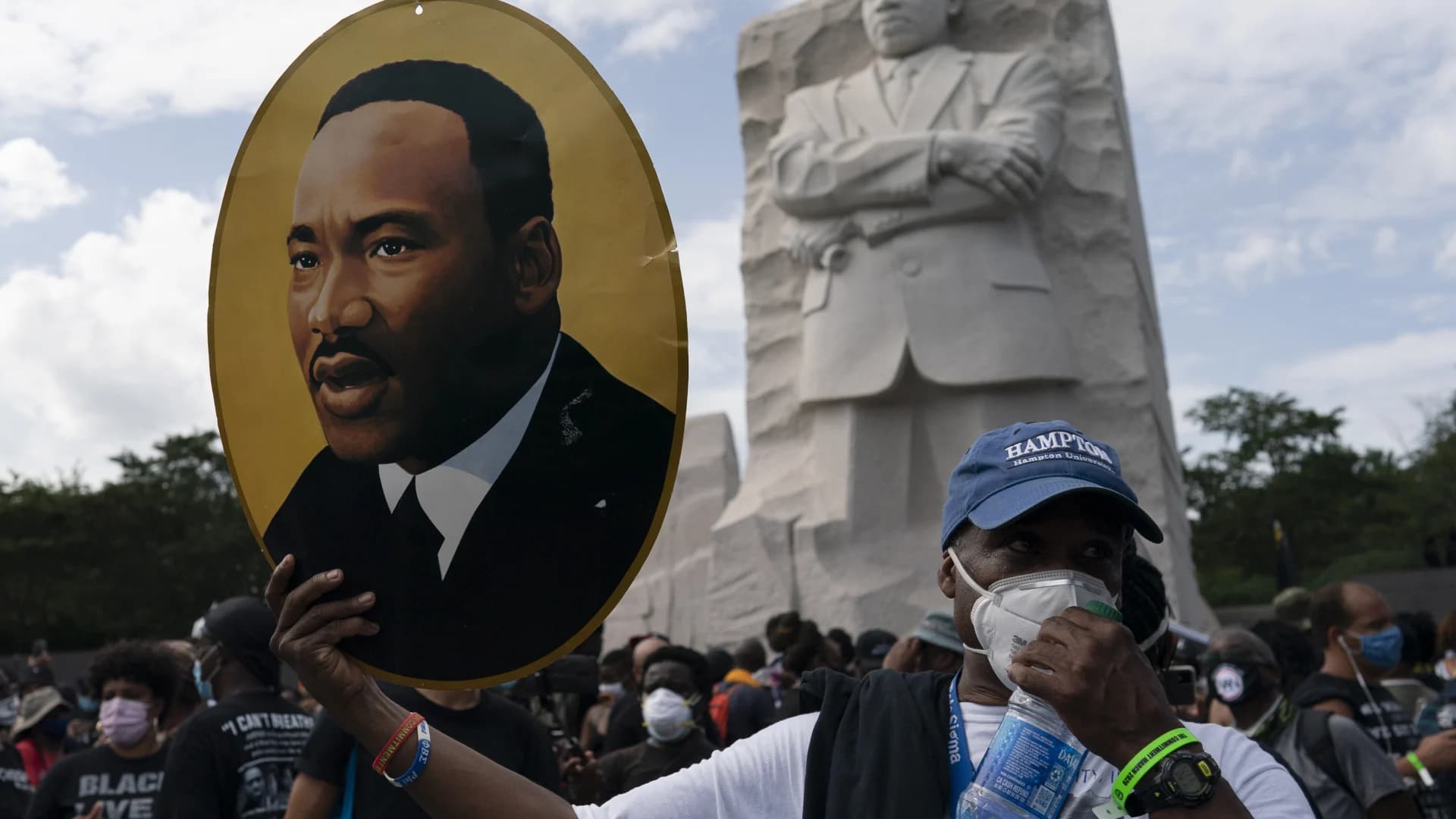 Celebrate Martin Luther King Jr. with a virtual visit to this DC memorial